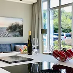 Luxus Sonnensuite In Der Strandvilla Charlotte Apartament