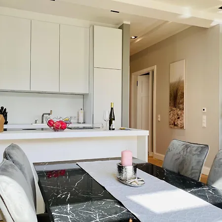 Luxus Sonnensuite In Der Strandvilla Charlotte アパート