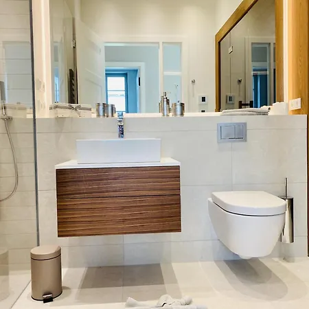 Appartement Luxus Sonnensuite In Der Strandvilla Charlotte