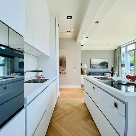 アパート Luxus Sonnensuite In Der Strandvilla Charlotte ビンツ