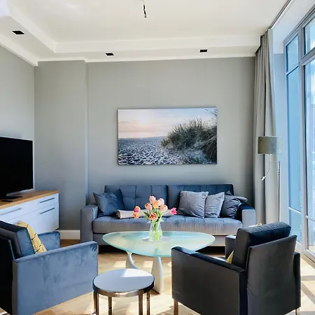 Luxus Sonnensuite In Der Strandvilla Charlotte بينز