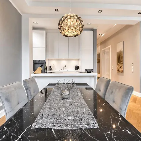 Luxus Sonnensuite In Der Strandvilla Charlotte דירה בינץ